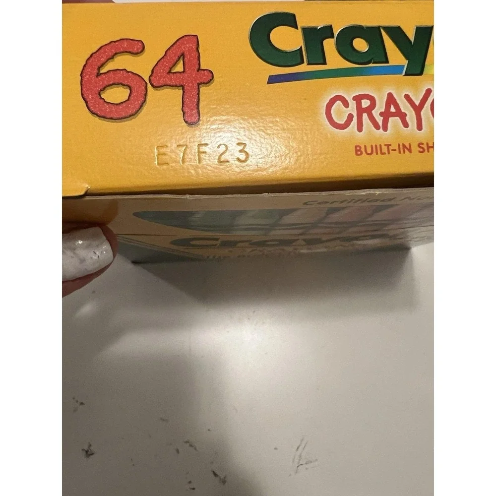 Crayola Crayons Vintage 1997 Box with  Sharpener - Binney & Smith New Lot Of (2)